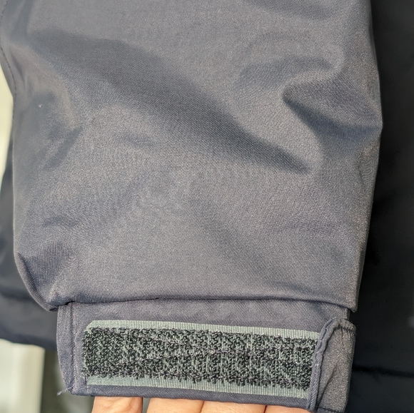 LL Bean women's size Large Ridge Parka - Picture 3 of 16